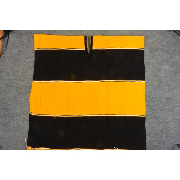 Boston Bruins NHL Black Gold Fleece Throw Blanket Poncho Shawl Pullover - Picture 3 of 5